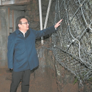 更好统筹发展和安全提高本质安全水平 推动文旅深度融合大力发展全域旅游 ...