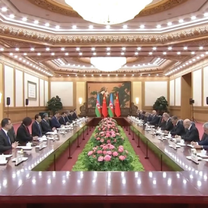 习近平同阿塞拜疆总统阿利耶夫会谈