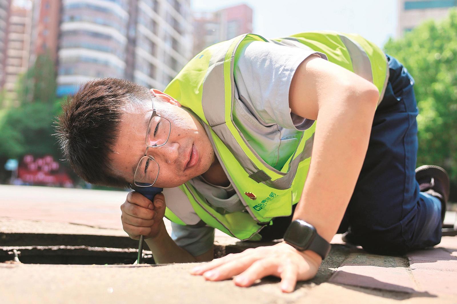 新时代劳模的挺膺担当